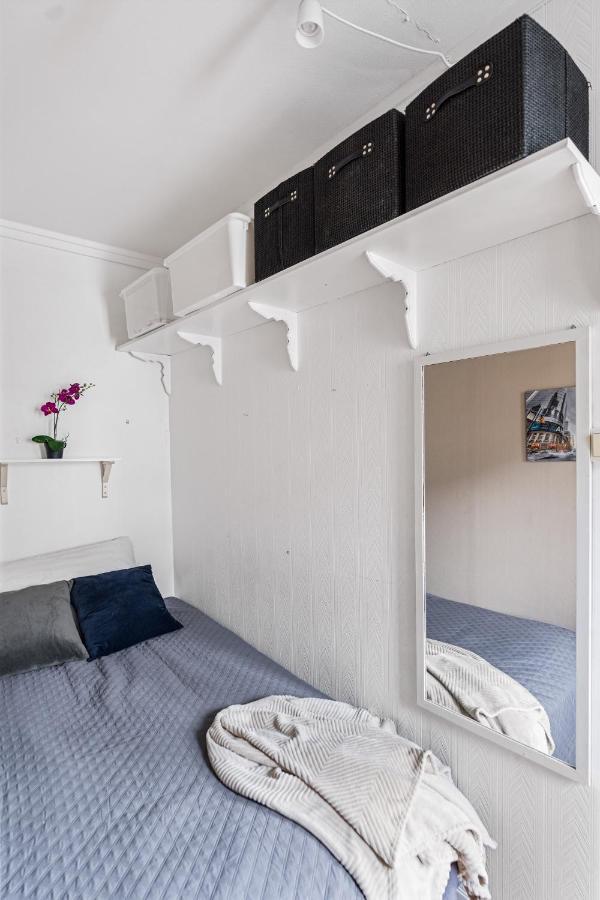 Small And Cheap - 6 Ppl - Super Central - Balcony Oslo Exterior foto